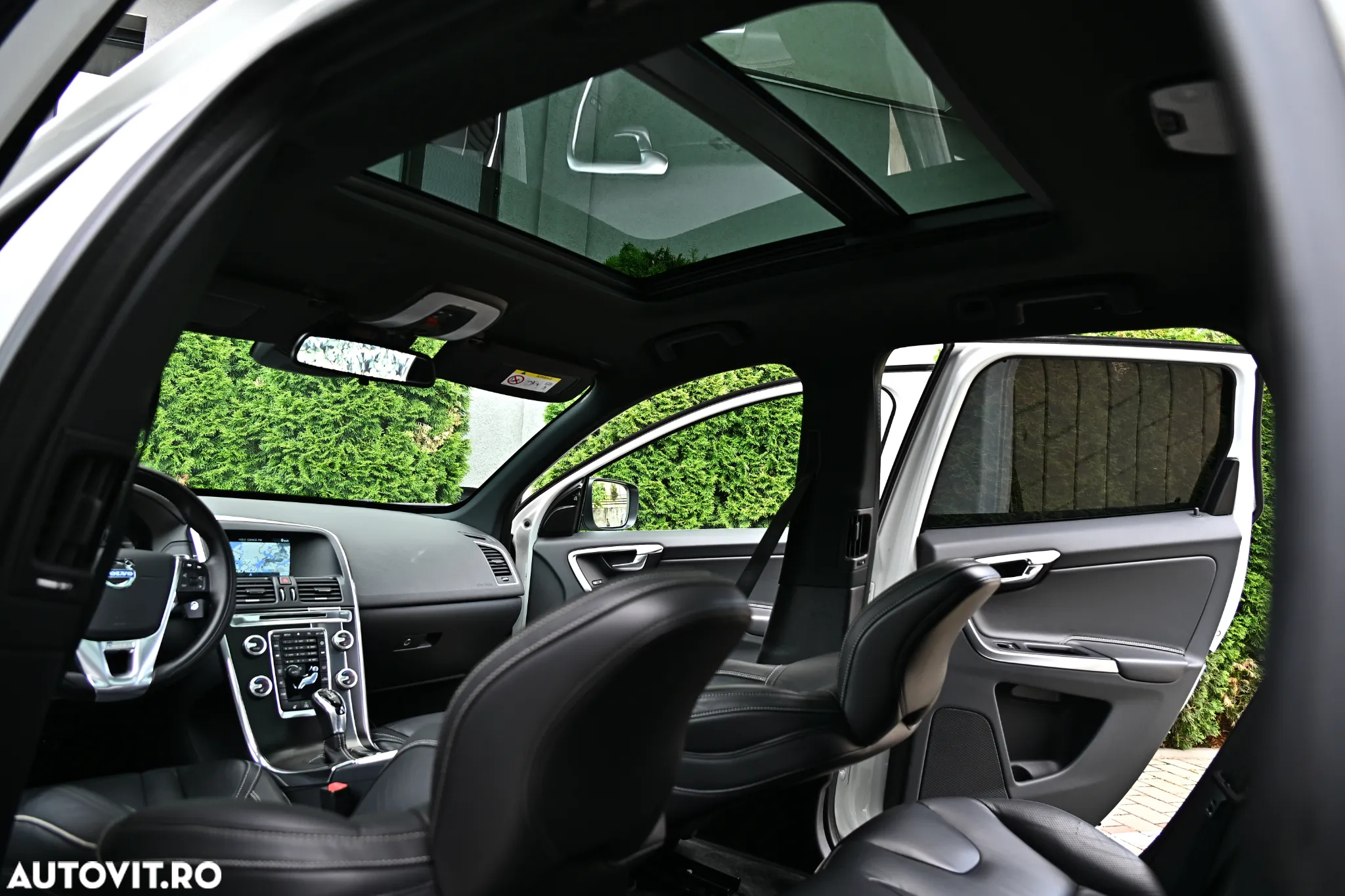 Volvo XC 60 D5AWD R-Design - 21