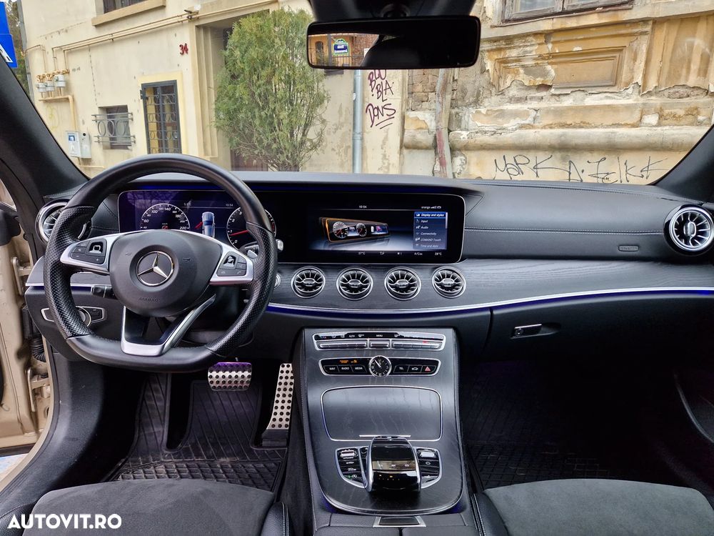 Mercedes-Benz E 300 9G-TRONIC AMG Line - 24