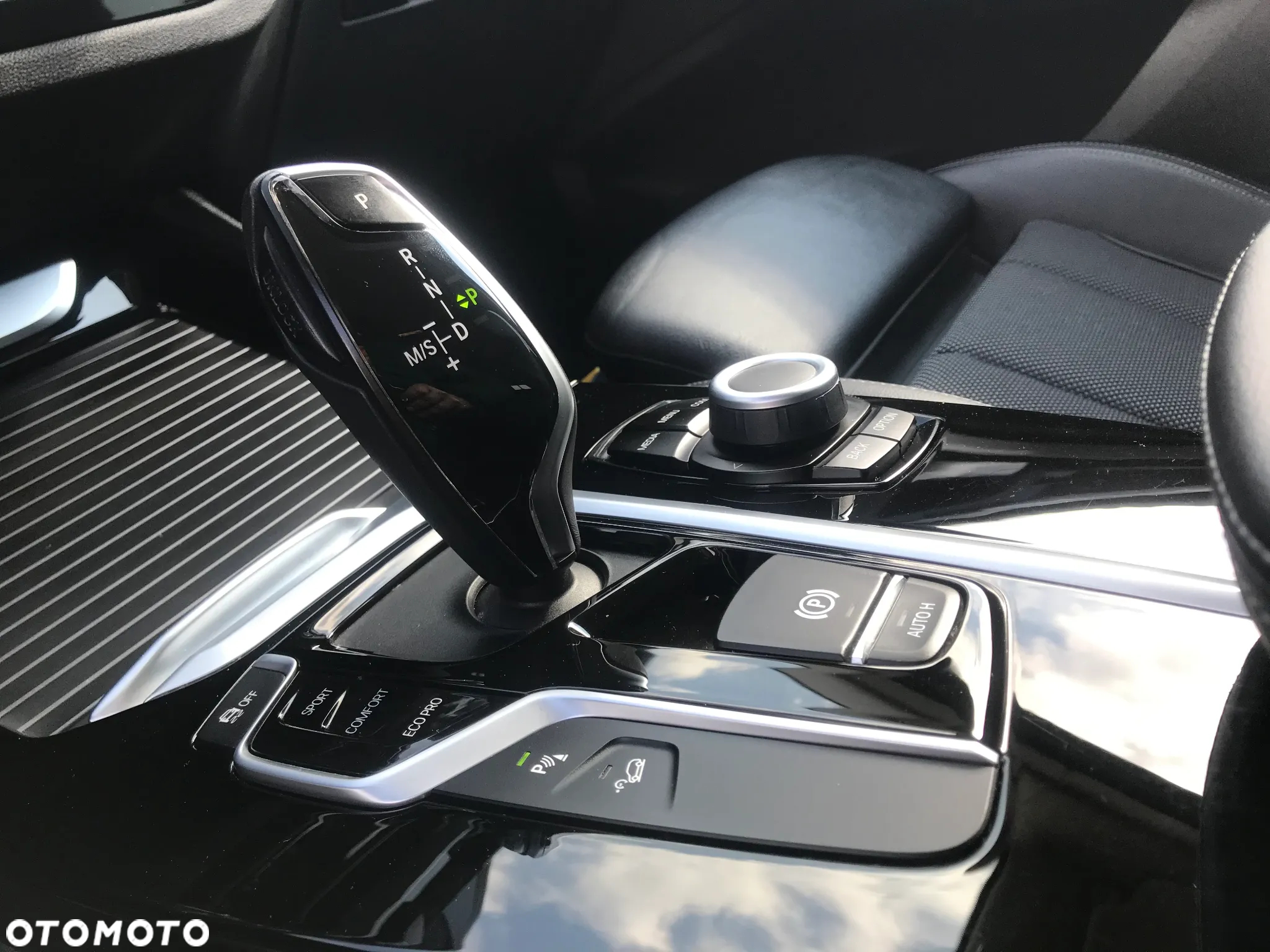 BMW X3 xDrive20i sport - 37