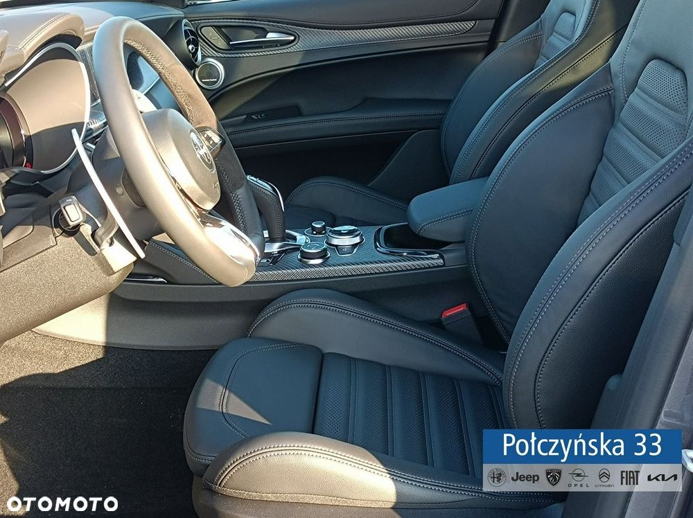 Alfa Romeo Stelvio - 23