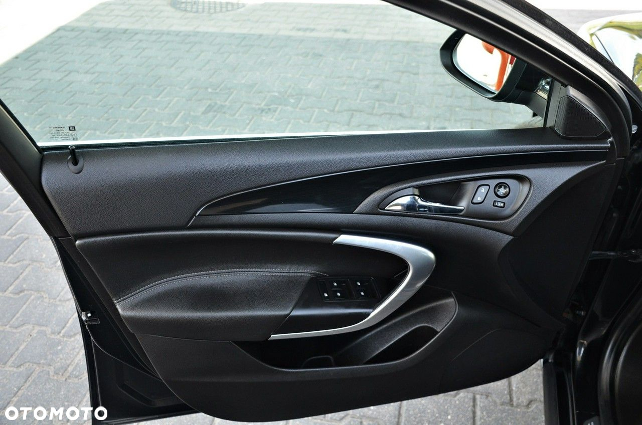 Opel Insignia - 13