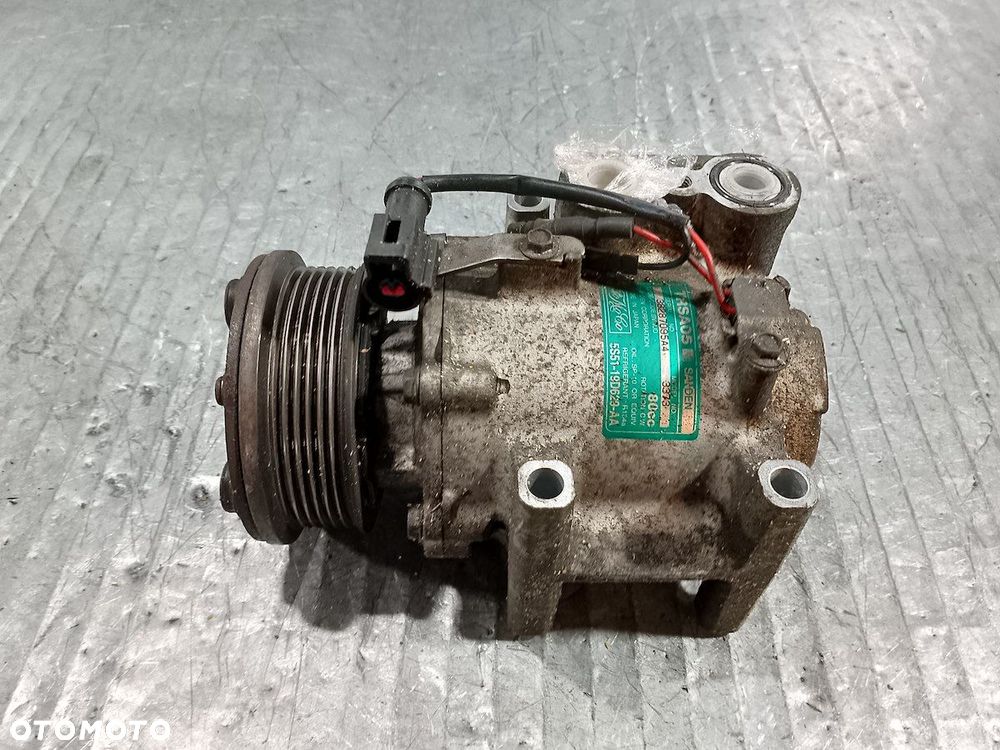 POMPA, SPRĘŻARKA KLIMATYZACJI FORD FIESTA MK7 5S51-19D629-AA TRSA05 1.3 8V - 1