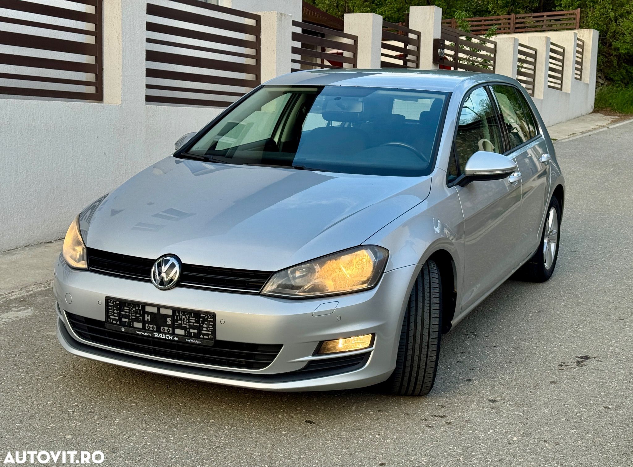 Volkswagen Golf 1.2 TSI BlueMotion Technology Comfortline - 1