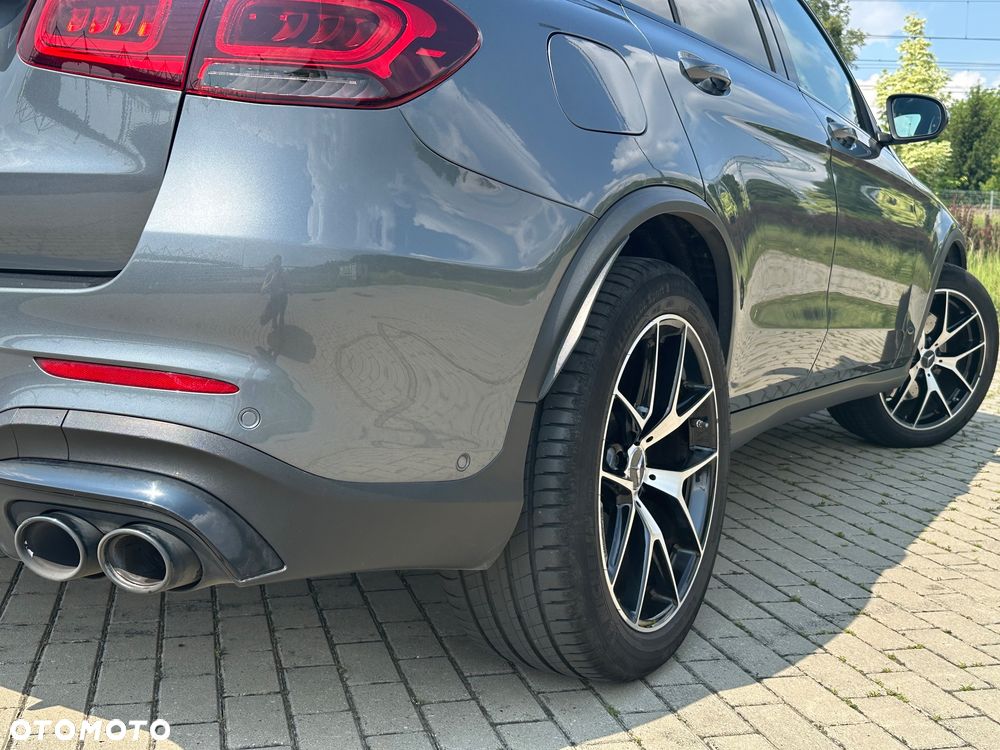 Mercedes-Benz GLC - 24