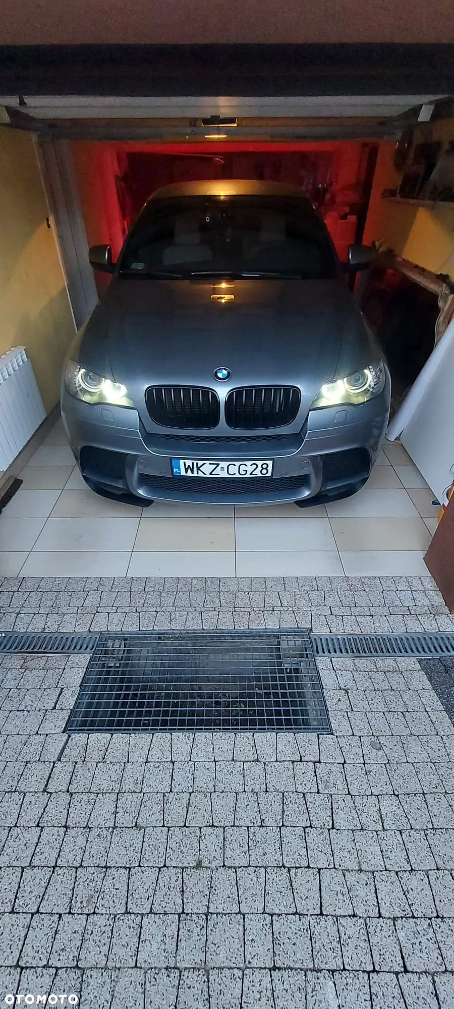 BMW X6 xDrive40d - 11