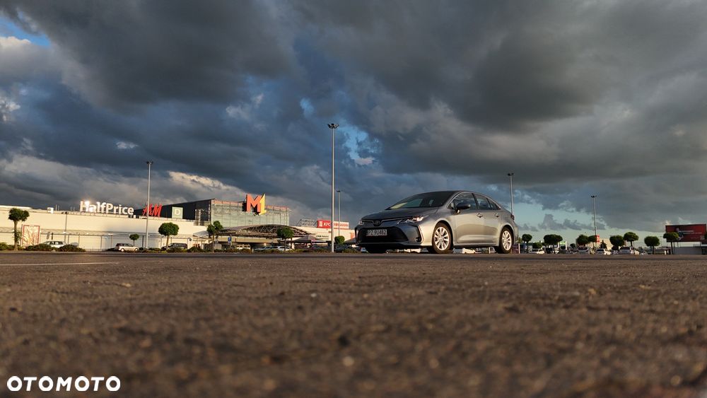 Toyota Corolla 1.8 Hybrid GPF Comfort - 17