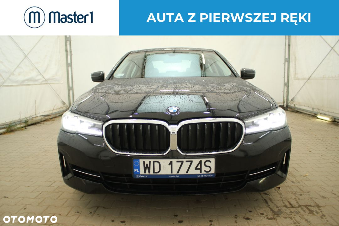 BMW Seria 5 520i mHEV - 2