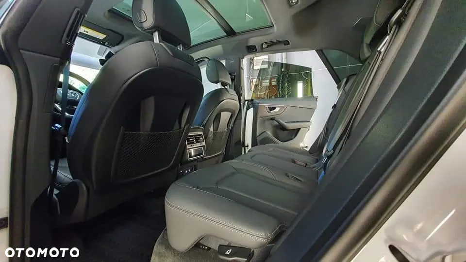 Audi Q8 - 5