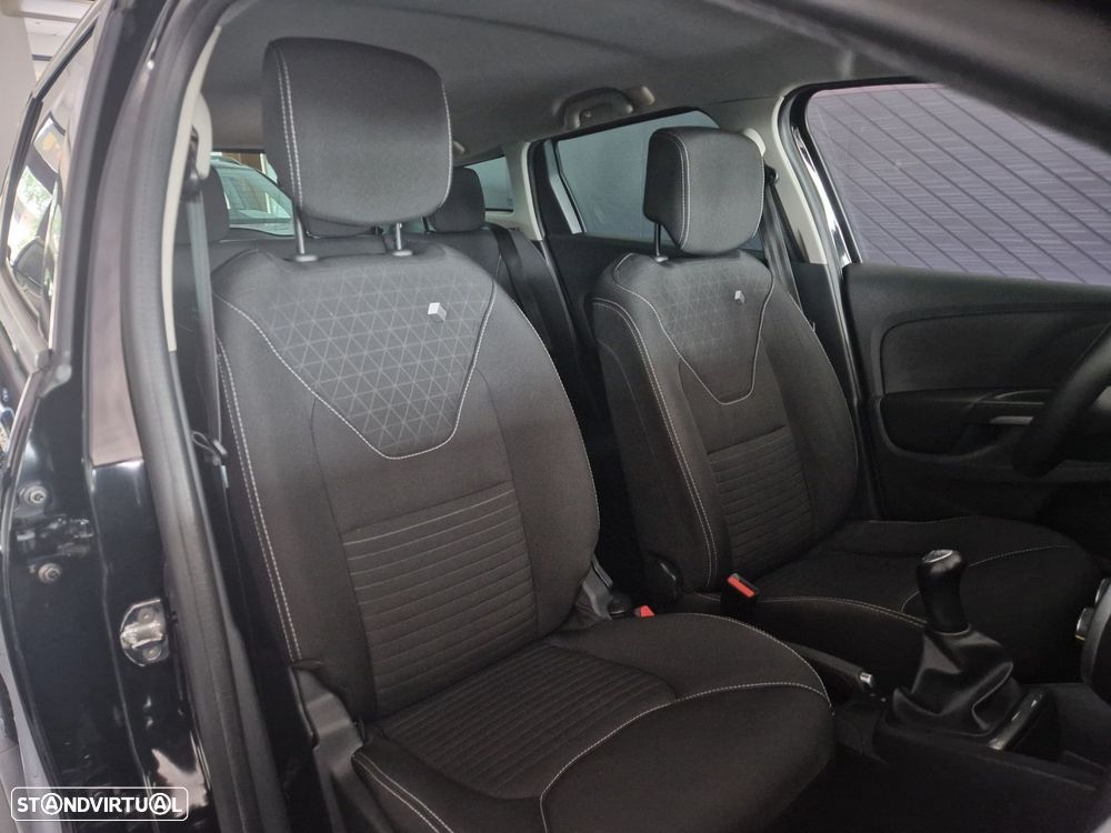 Renault Clio Sport Tourer 0.9 TCe Limited - 13
