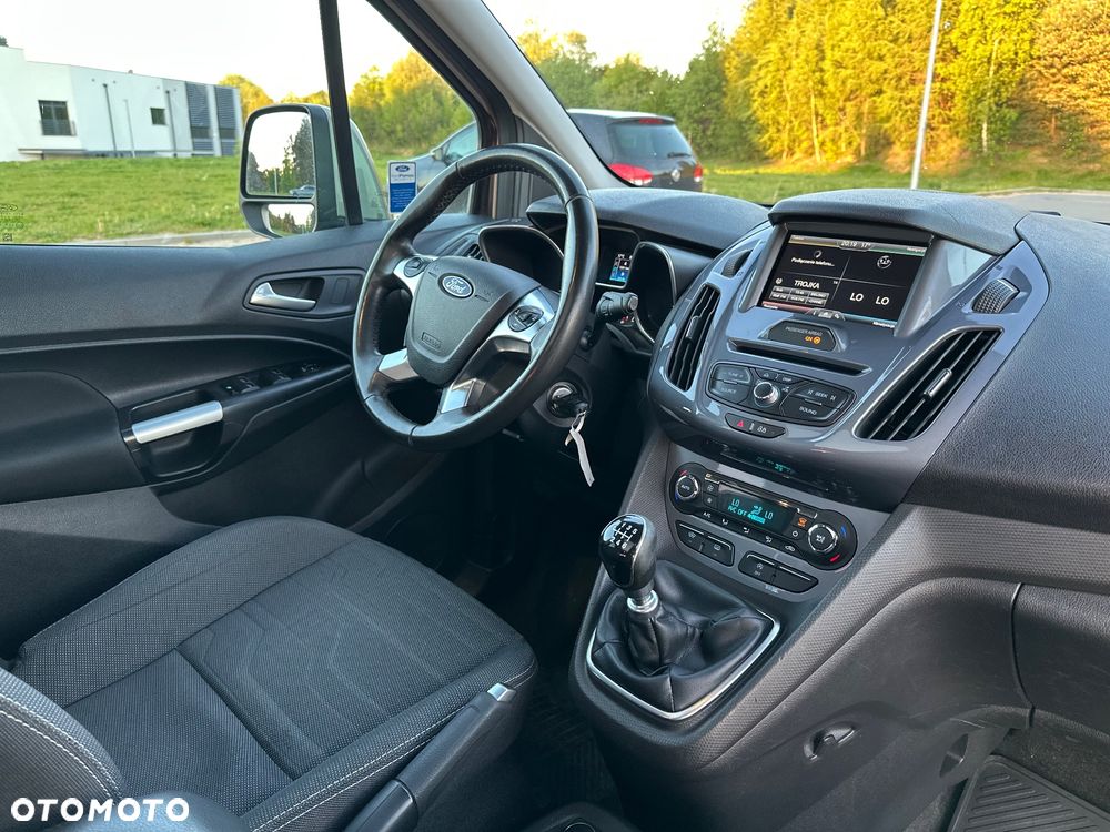 Ford Tourneo Connect 1.5 TDCi Titanium - 18