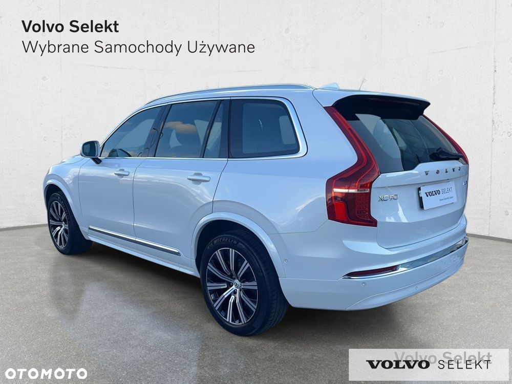 Volvo XC 90 - 8
