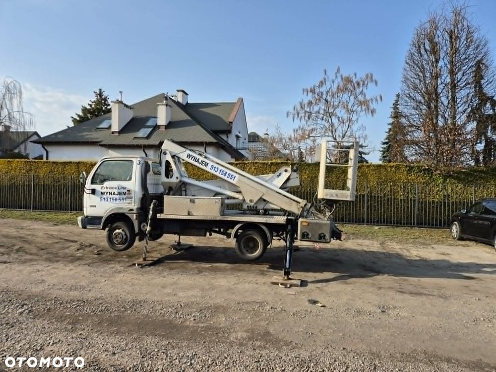 Nissan CABSTAR 3.5 T - 1
