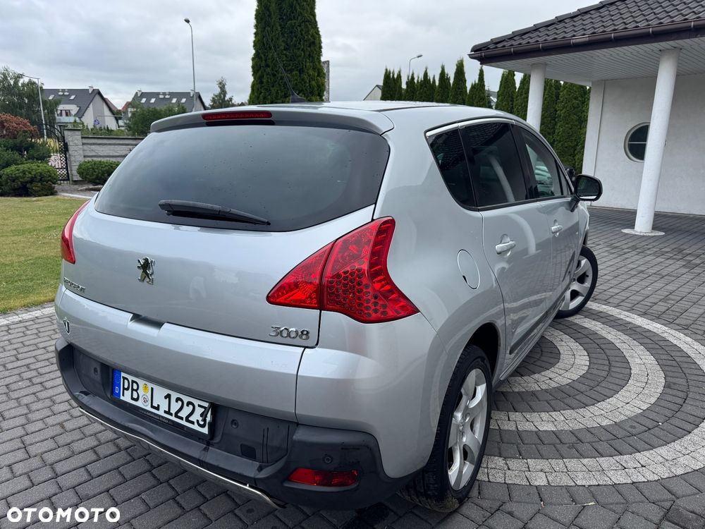 Peugeot 3008 1.6 Premium - 6