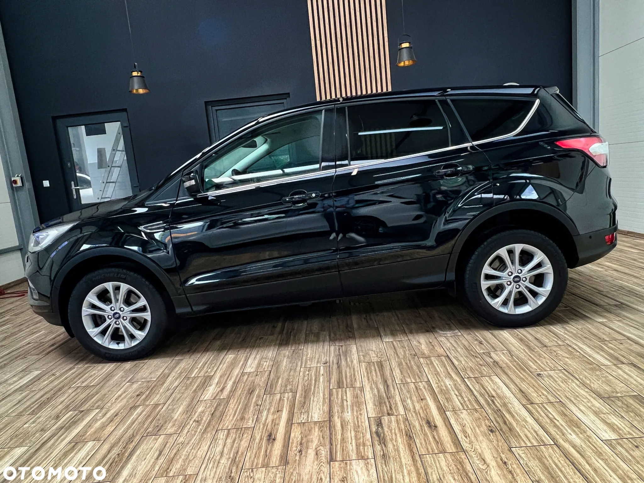 Ford Kuga 2.0 TDCi 4x4 Titanium - 12