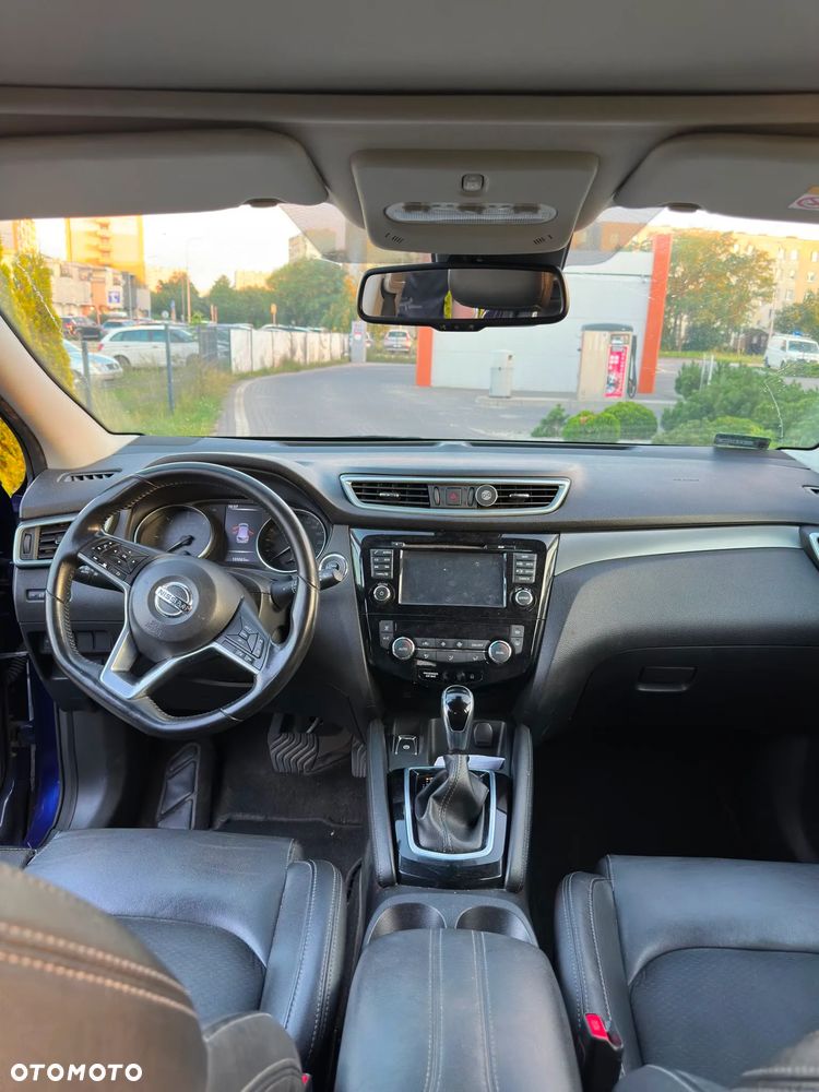 Nissan Qashqai - 2