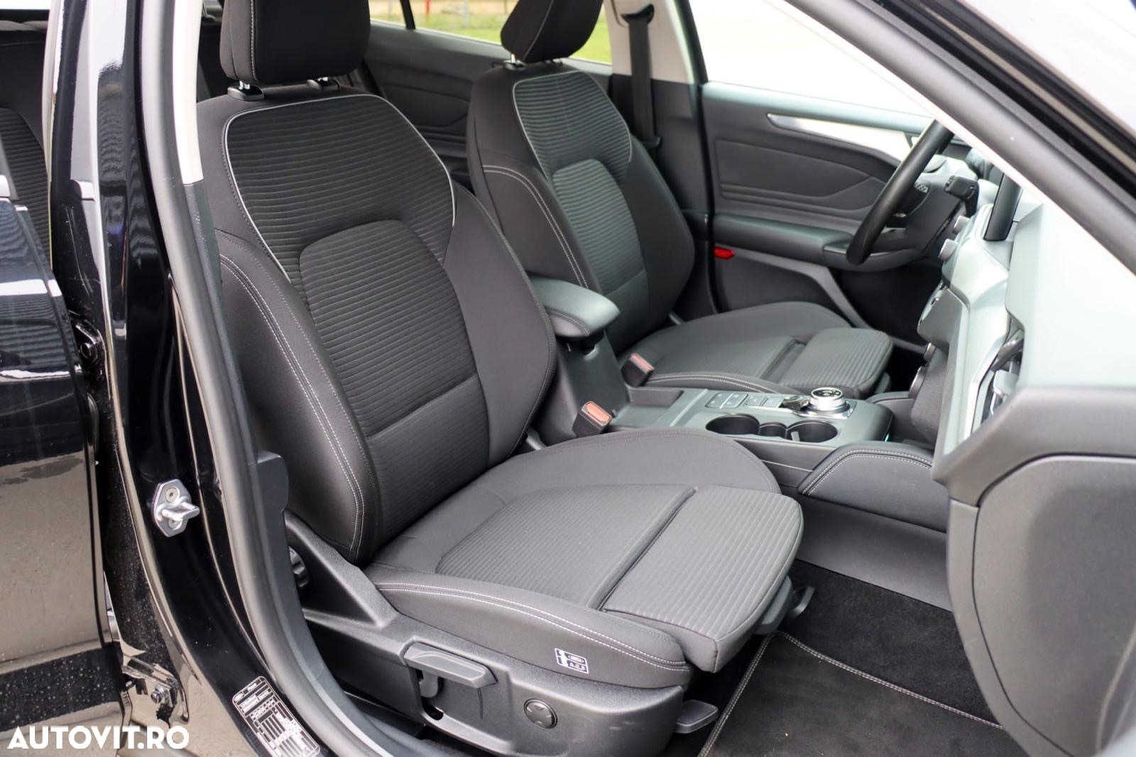 Ford Focus 1.0 EcoBoost Titanium Business - 13