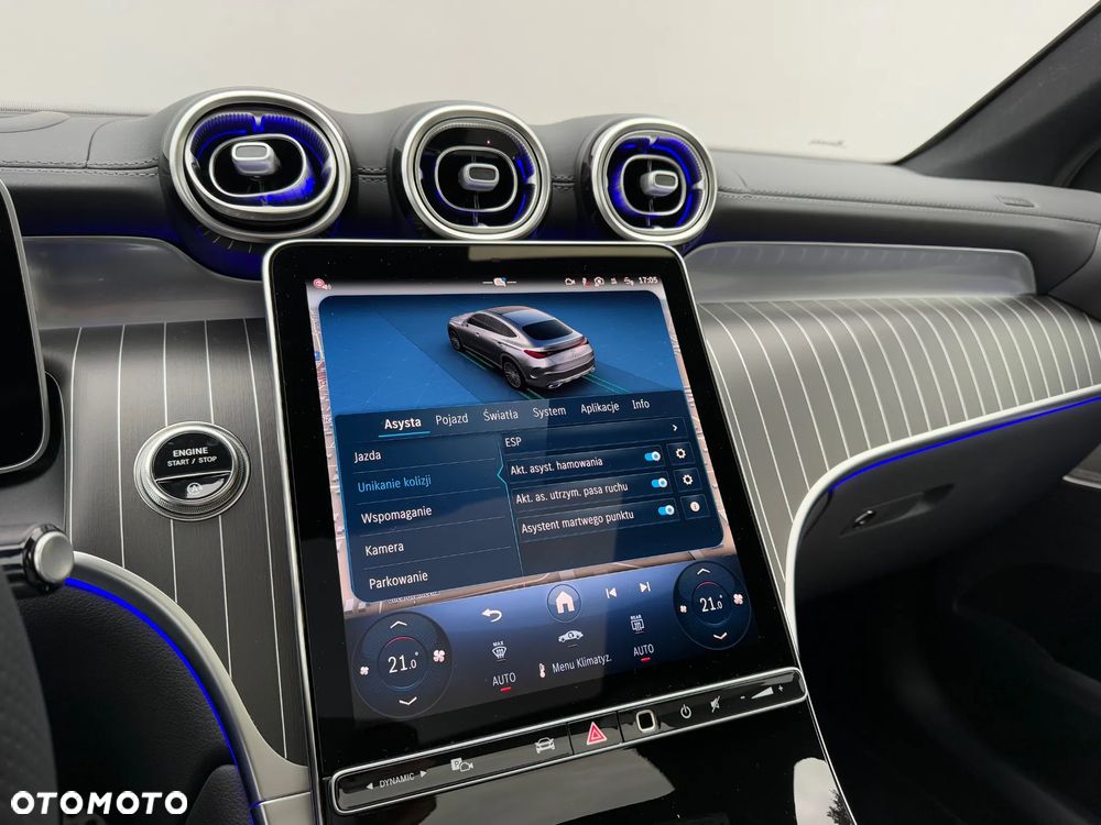 Mercedes-Benz GLC - 21