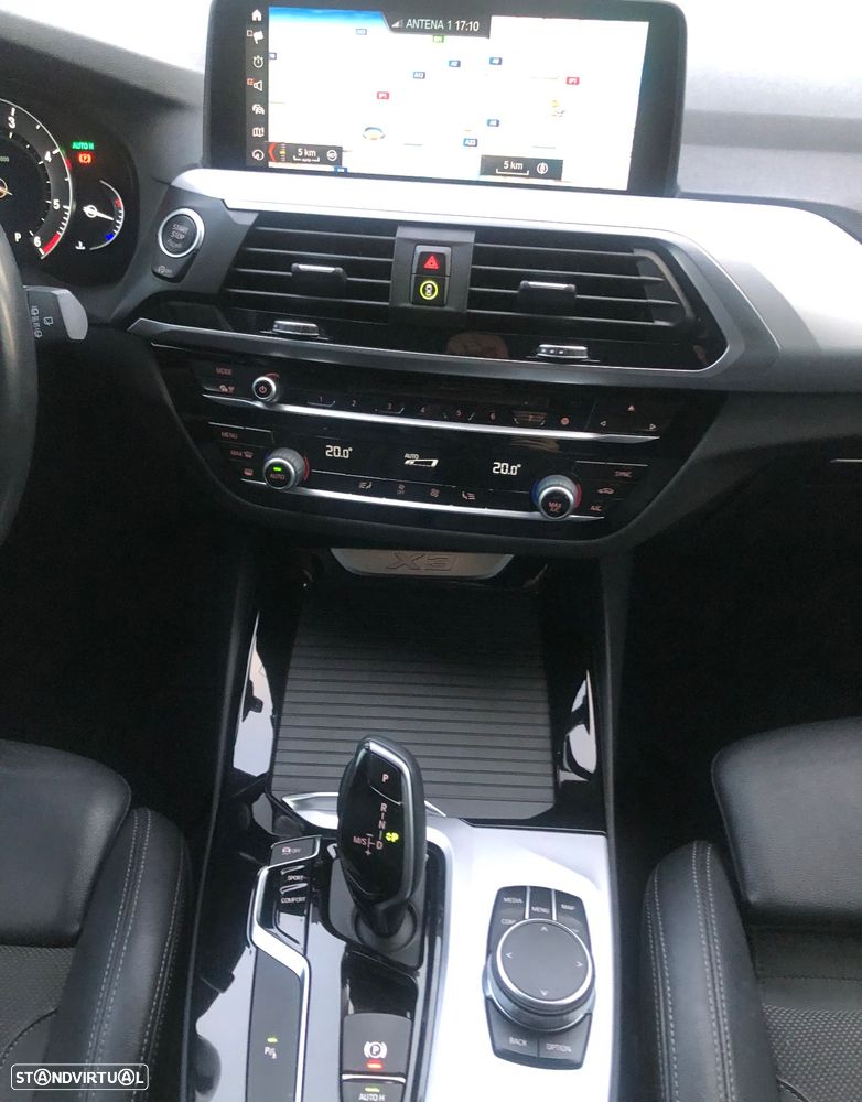 BMW X3 18 d sDrive Auto - 32