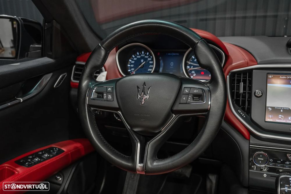Maserati Ghibli 3.0 V6 - 10