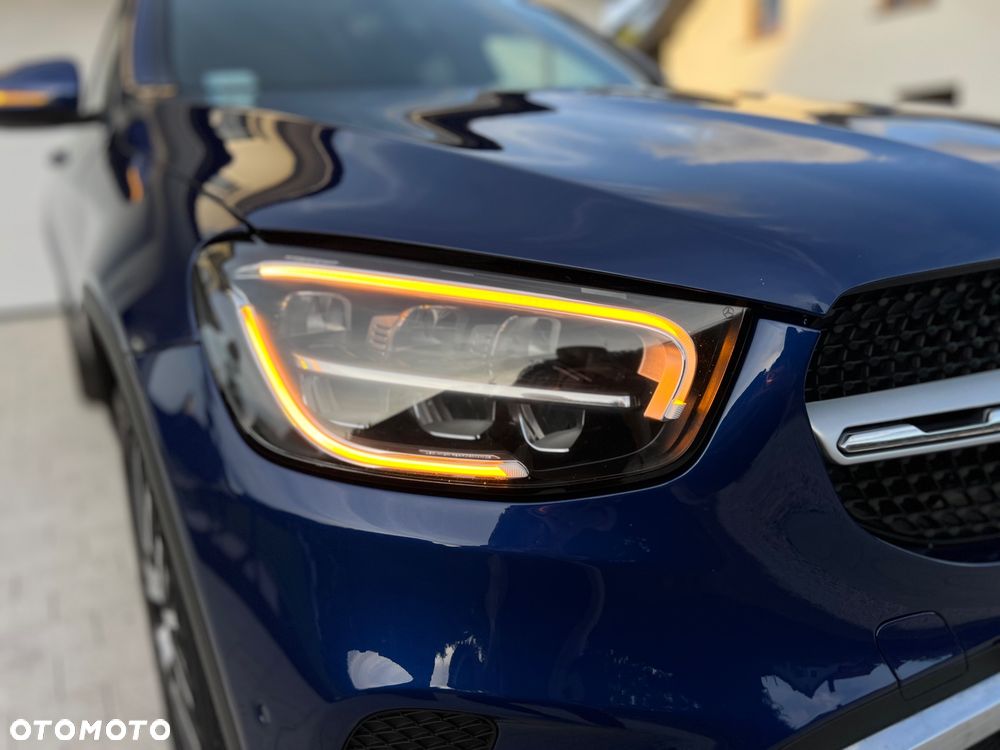 Mercedes-Benz GLC 200 - 16