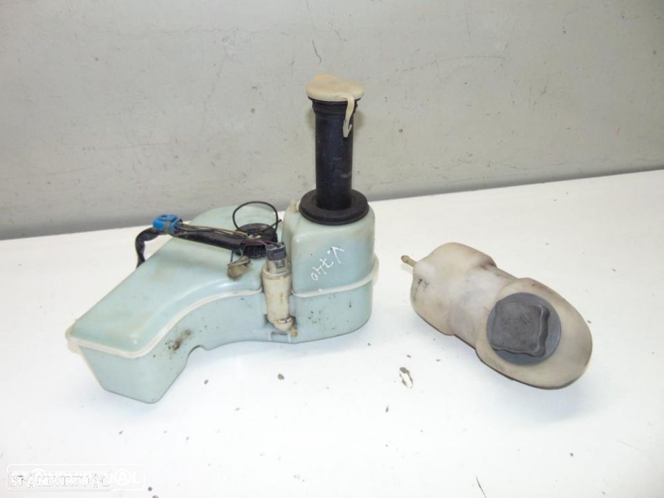 Volvo 740 depósito da água - 1