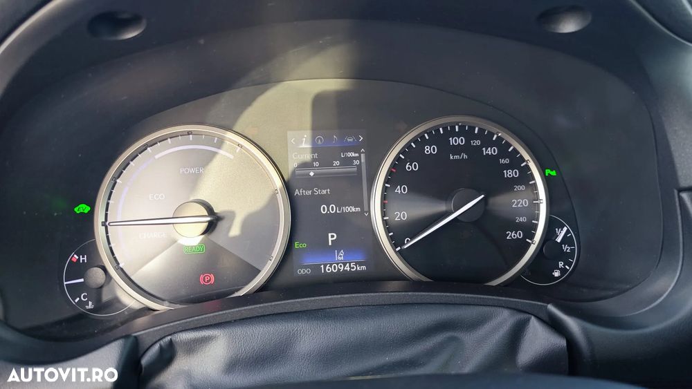 Lexus Seria NX 300h AWD Luxury - 23