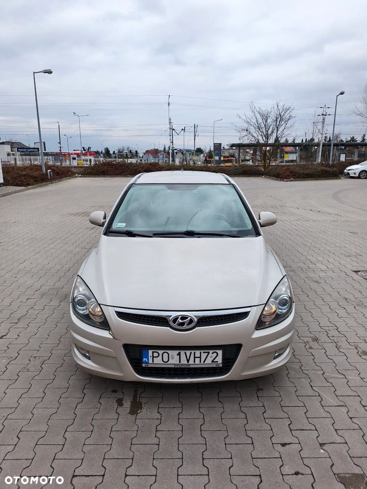 Hyundai i30 1.6 CRDi Blue Classic - 1