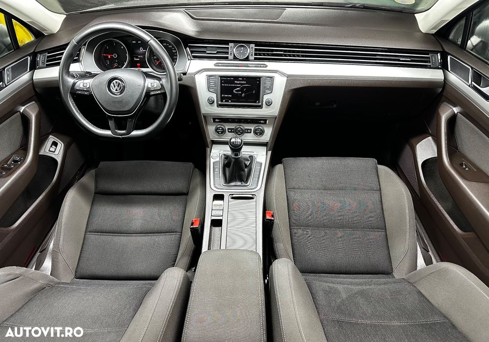 Volkswagen Passat - 7
