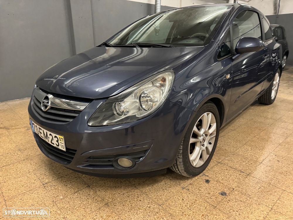 Opel Corsa 1.2 Twinport Cosmo - 1