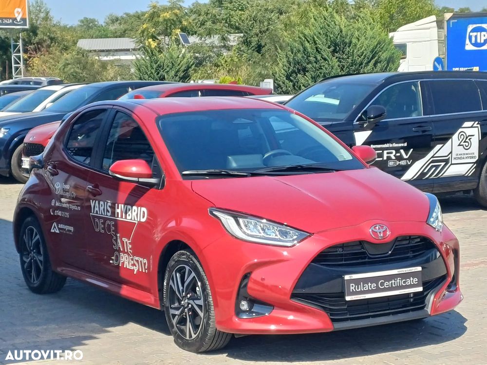 Toyota Yaris 1.5 VVT-i HSD Dynamic Plus Bi-tone - 3