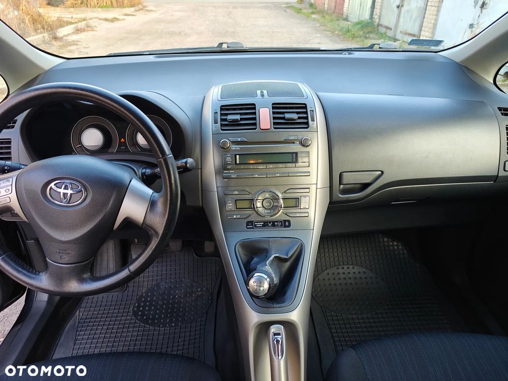 Toyota Auris 2.0 D-4D Prestige - 19