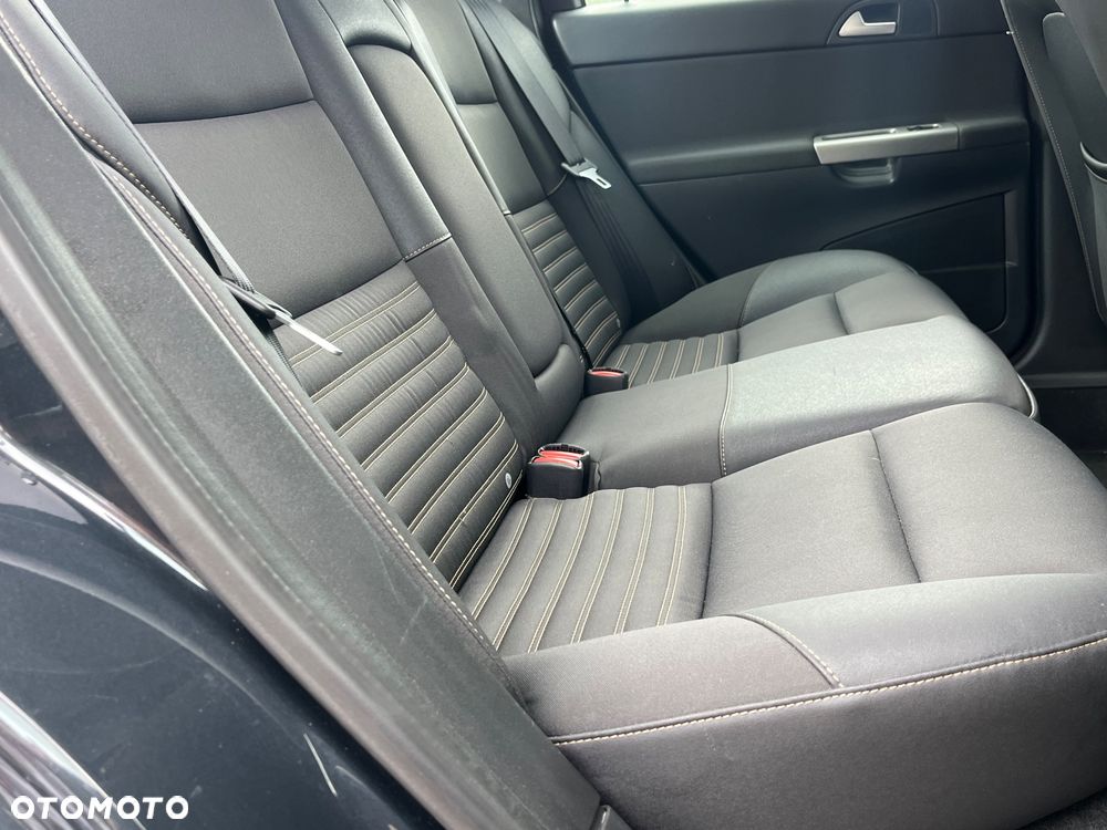 Volvo S40 1.8 Momentum - 9