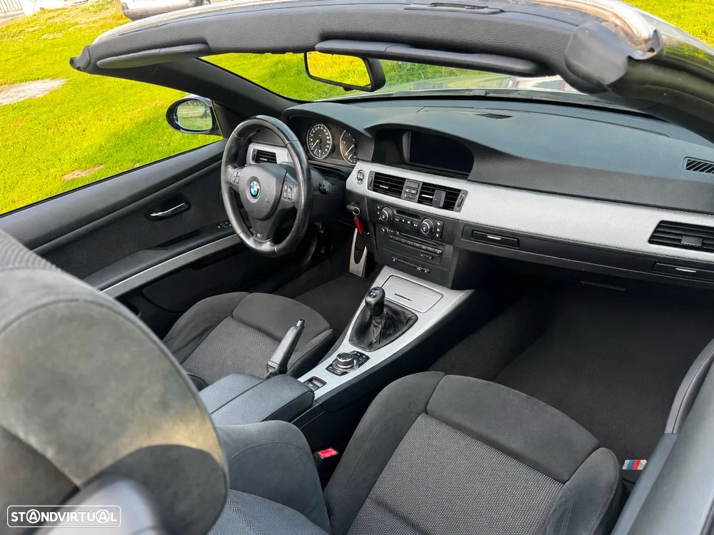 BMW 320 d Cabrio - 11