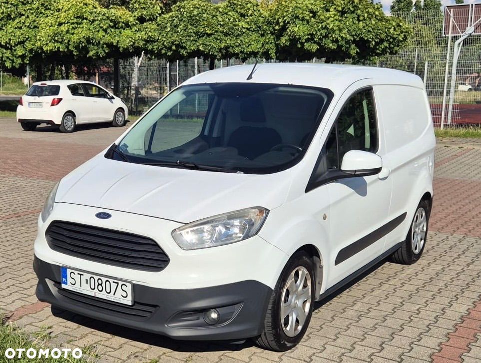 Ford Transit Courier - 1