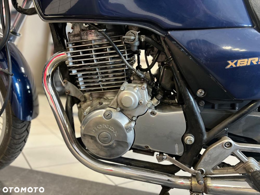 Honda XBR - 26