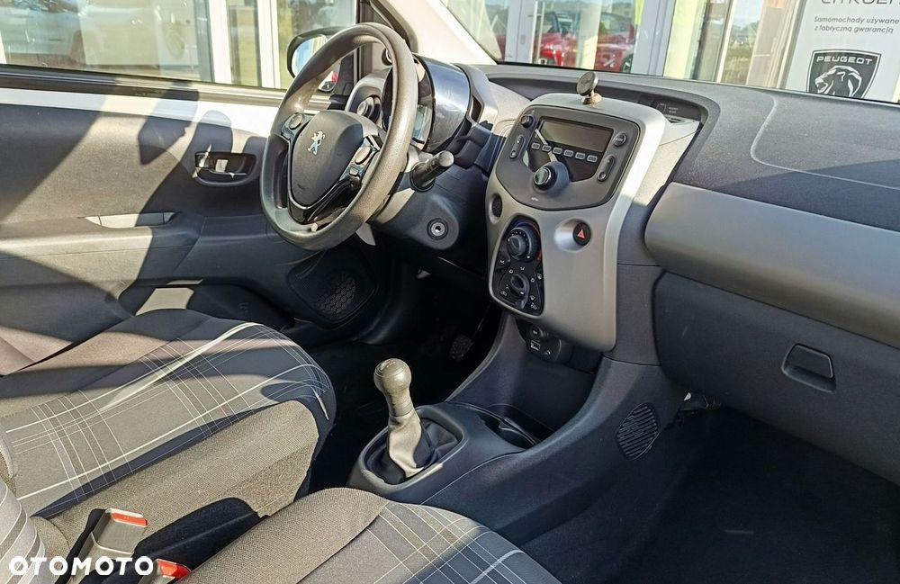 Peugeot 108 - 14