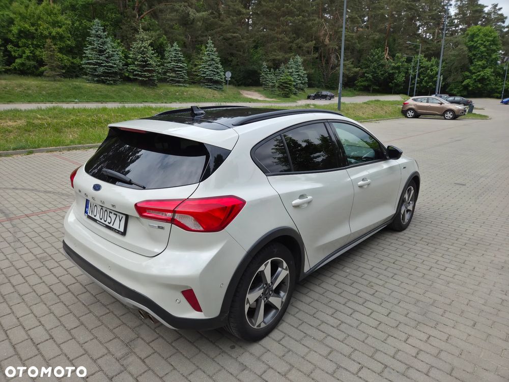 Ford Focus 1.0 EcoBoost mHEV Active X - 6
