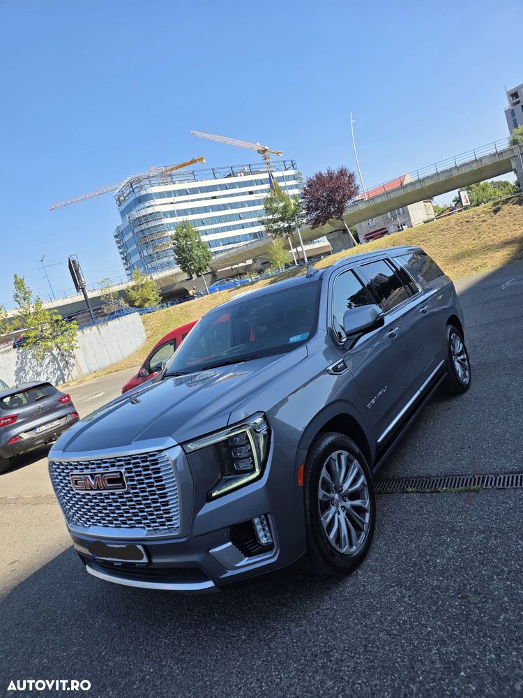 GMC Yukon - 1