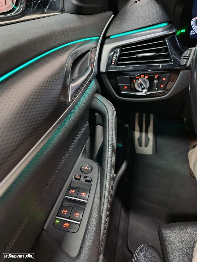 BMW 520 d Pack Desportivo M Auto - 22
