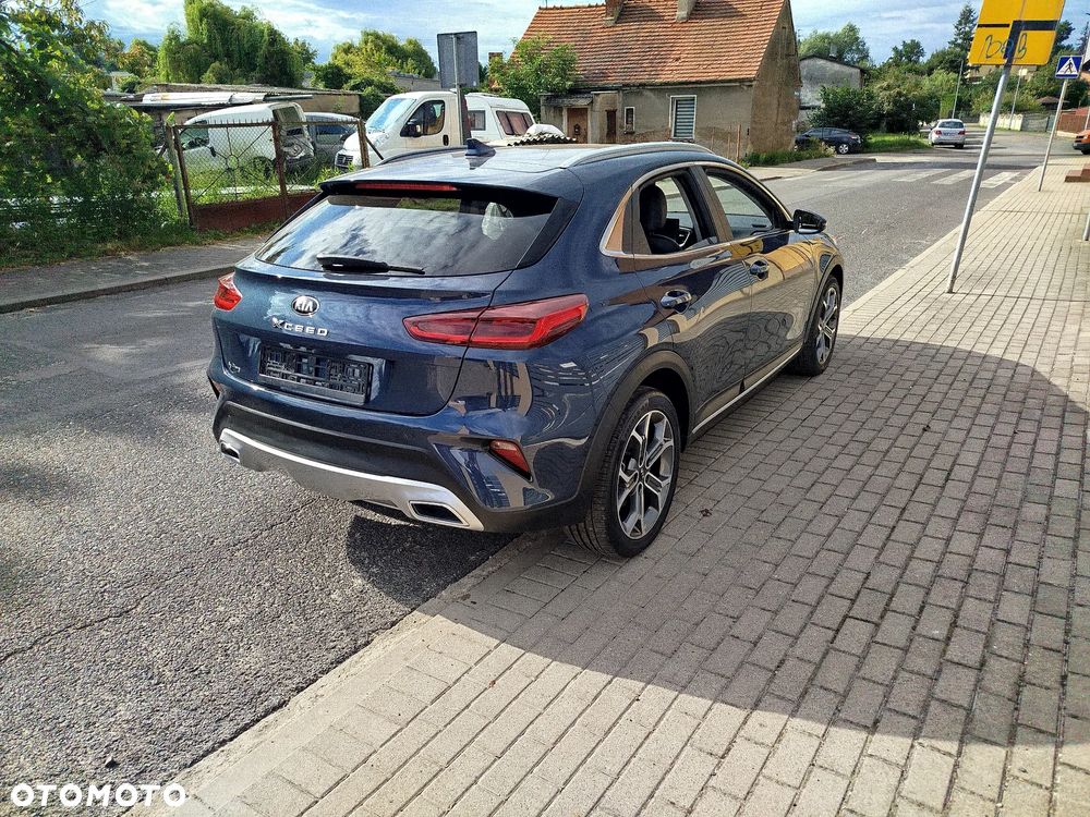 Kia XCeed 1.0 T-GDI L Business Line - 3