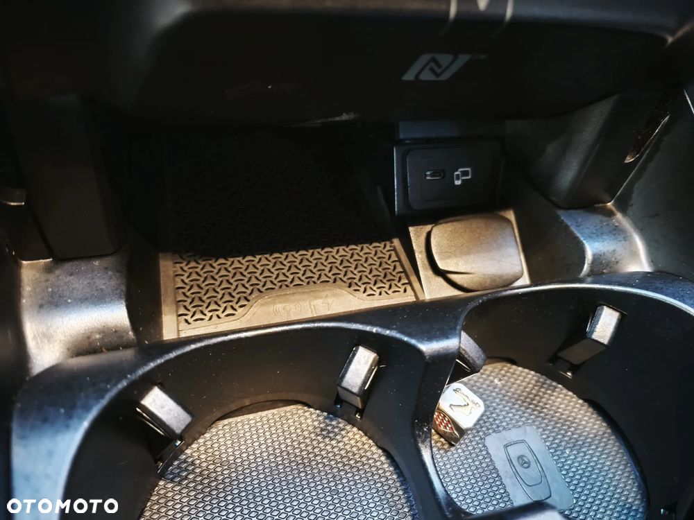 Mercedes-Benz Klasa E - 20