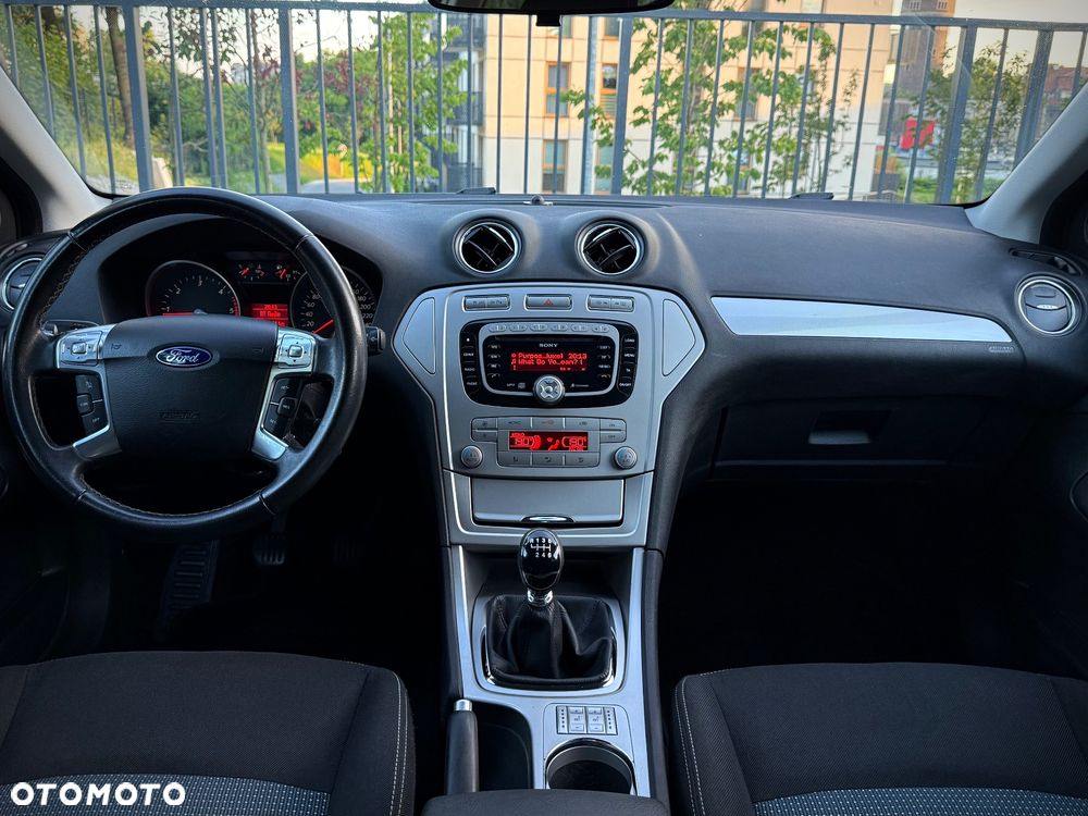Ford Mondeo 2.0 TDCi Titanium - 21