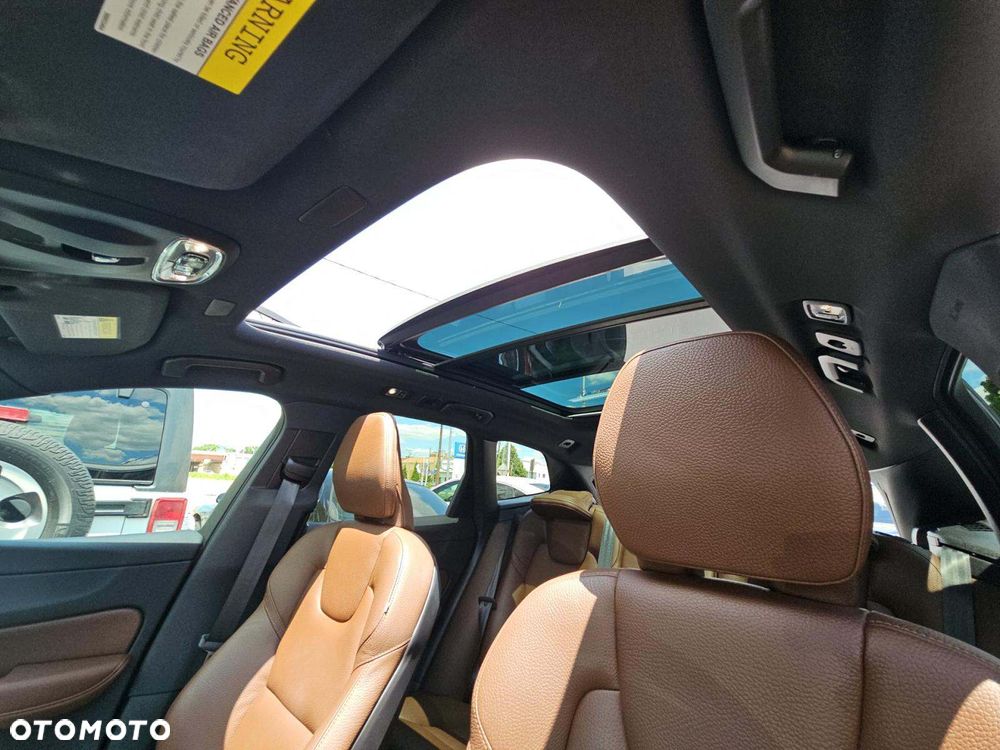Volvo XC 60 T5 AWD Momentum - 10