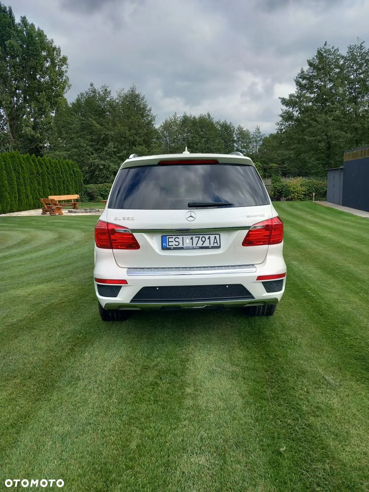 Mercedes-Benz GL 350 BlueTec 4-Matic - 6