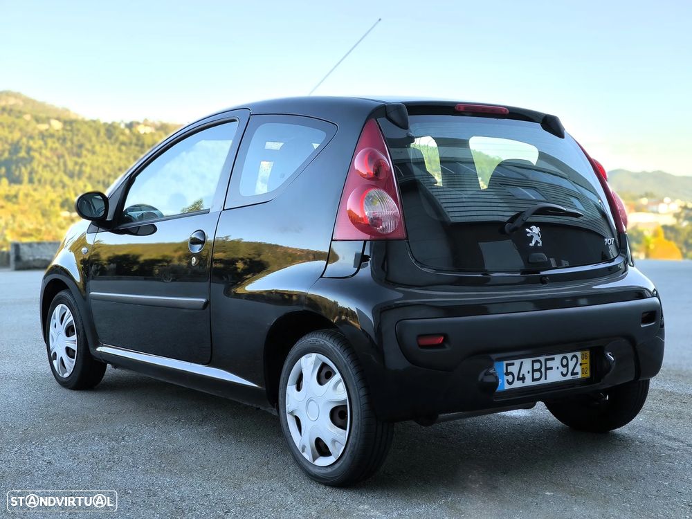 Peugeot 107 1.0 Urban - 7