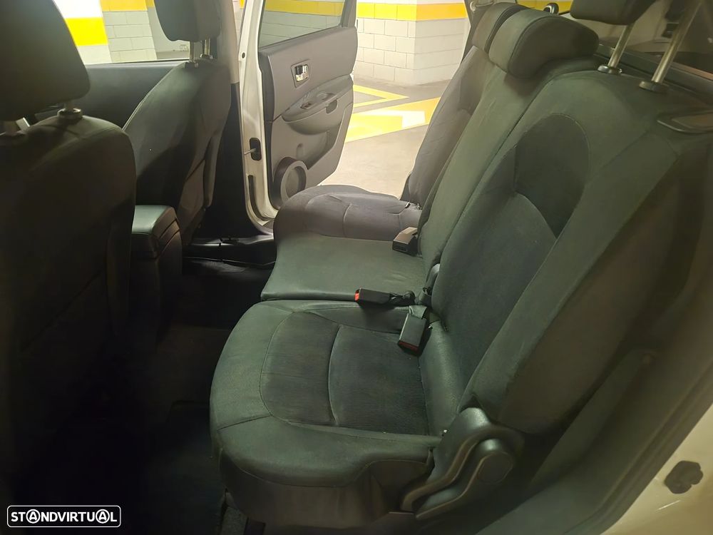 Nissan Qashqai +2 1.5 dCi Tekna Premium 17 - 29