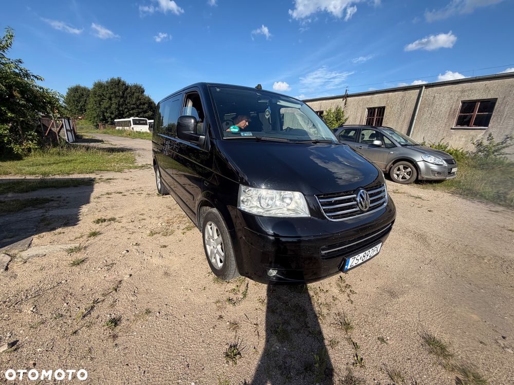 Volkswagen Multivan - 7