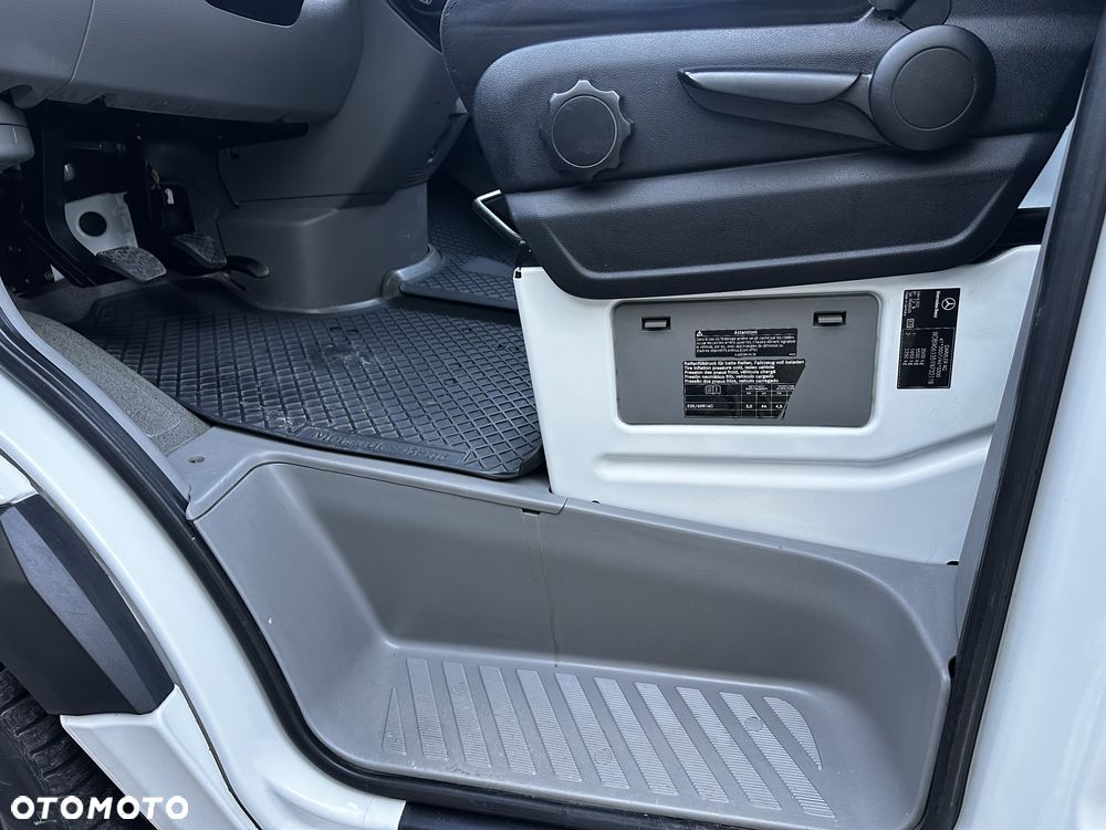 Mercedes-Benz SPRINTER 316 163KM kontener z winda 750kg 2017 R - 23