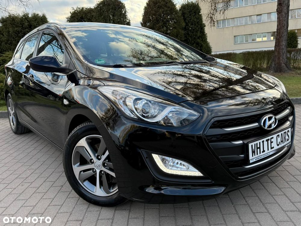 Hyundai i30 1.4 Passion - 28