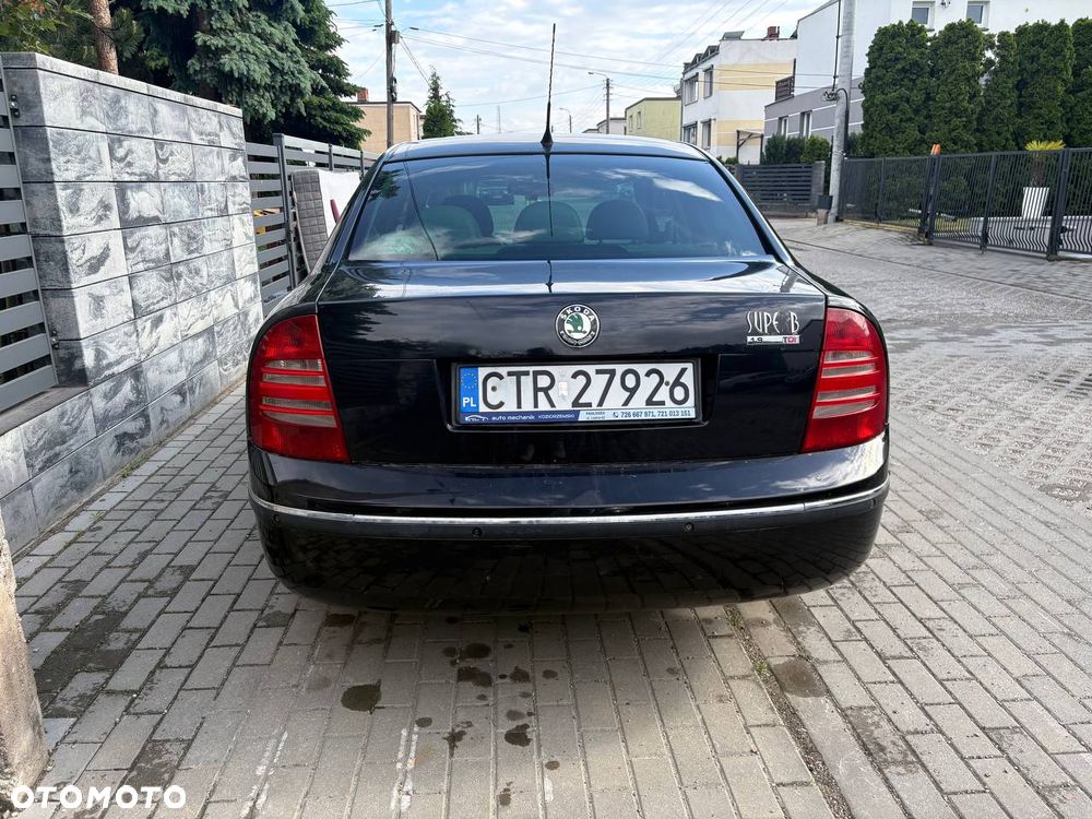 Skoda Superb 1.8T Elegance - 4
